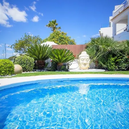 빌라 Luxurious Beachfront De La With Private Acces *