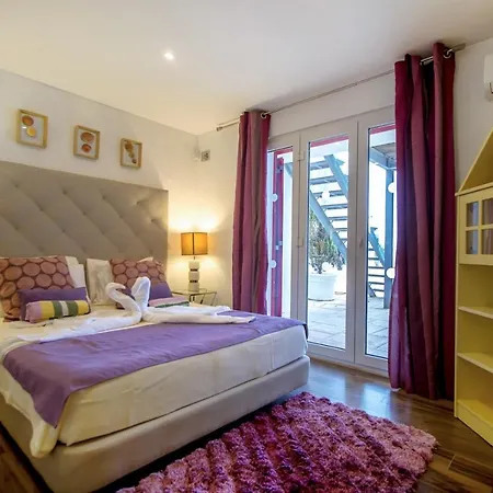 Villa Luxurious Beachfront De La With Private Acces Albufeira