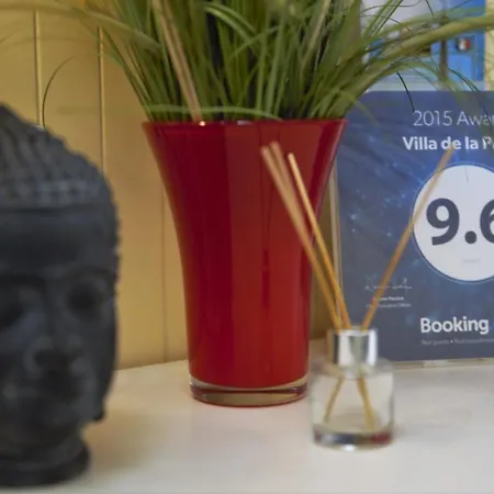 Luxurious Beachfront De La With Private Acces Villa