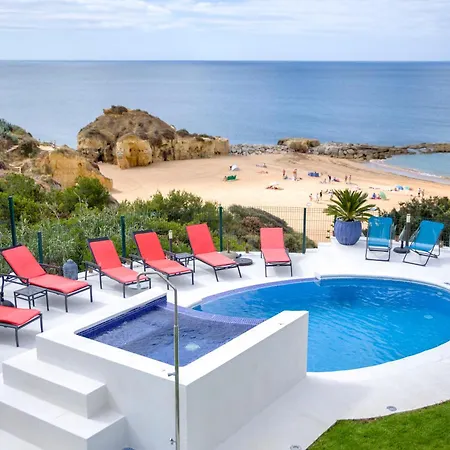 Villa Beachfront - Private Access - Walk Everywhere Without Car - Pool & Jacuzzi