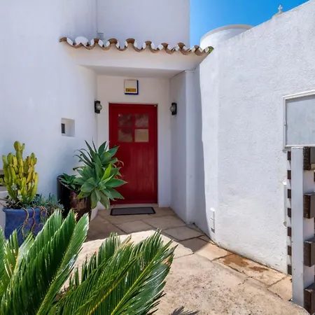 Villa Luxurious Beachfront De La With Private Acces *