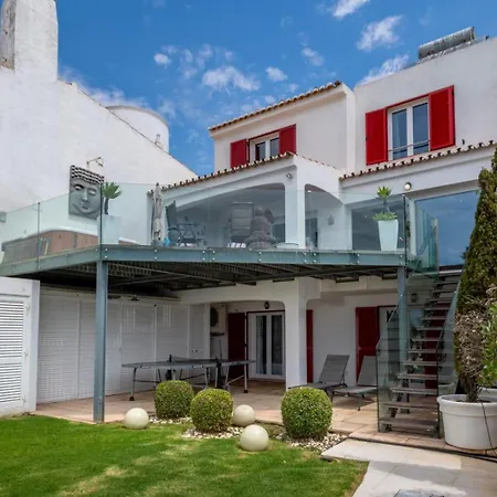 Luxurious Beachfront De La With Private Acces Villa *
