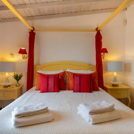 Luxurious Beachfront De La With Private Acces Villa Albufeira