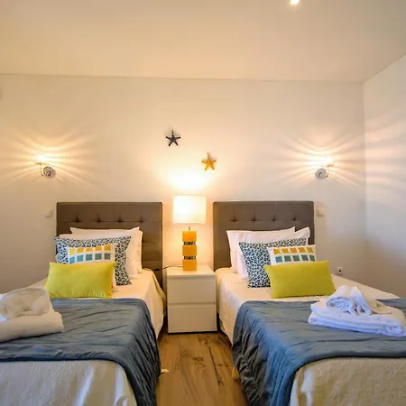 Beachfront - Private Access - Walk Everywhere Without Car - Pool & Jacuzzi *