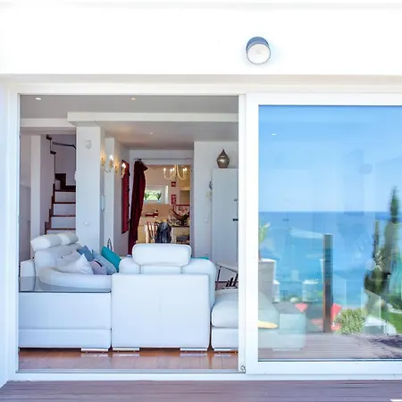 别墅 Oceanfront Luxury Villa With Private Beach Access Pool & Jacuzzi Walk To Town Sleeps 10