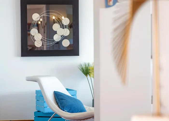 Oceanfront Luxury Villa With Private Beach Access Pool & Jacuzzi Walk To Town Sleeps 10 阿尔布费拉