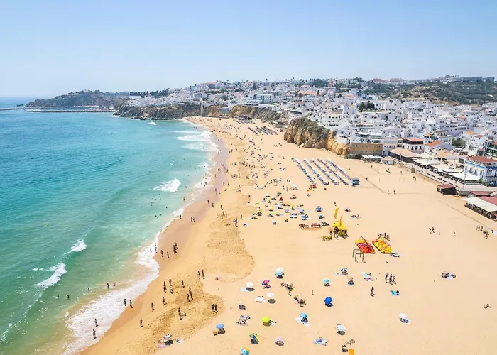 Oceanfront Luxury Villa With Private Beach Access Pool & Jacuzzi Walk To Town Sleeps 10 别墅 *