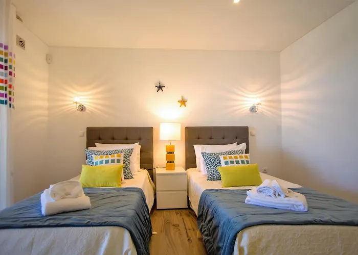 Oceanfront Luxury Villa With Private Beach Access Pool & Jacuzzi Walk To Town Sleeps 10 *