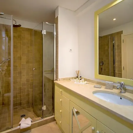 别墅 Luxurious Beachfront De La With Private Acces *